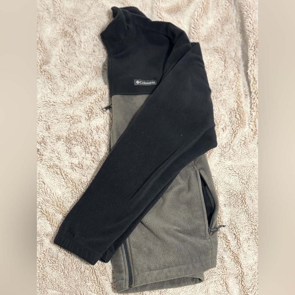 black and grey Columbia zip up jacket/sweater